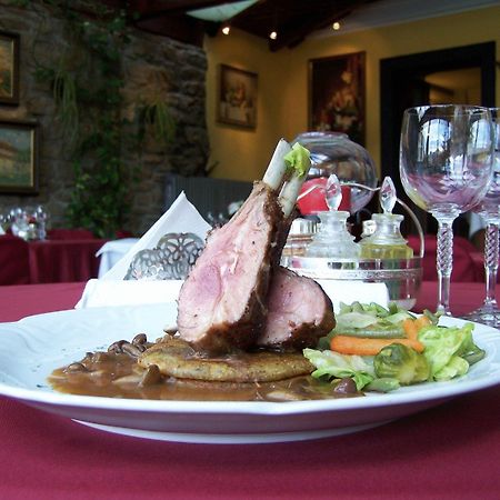 ホテル バルバカン レヴォチャ エクステリア 写真